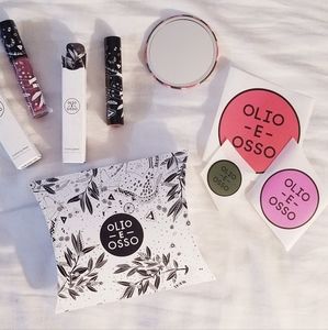 Olio E Osso - Colore Box ( Pallisandro Lipstick & Frassino Lipsheen